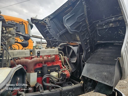 CAMION HINO 6X4 GRUE 1989