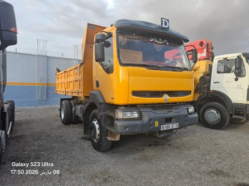 CAMION RENAULT KERAX 300 A BENNE 10T 2007