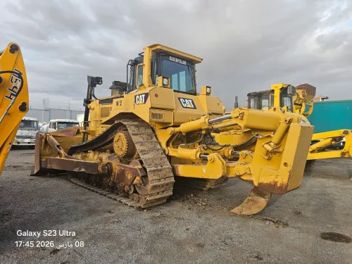 BULLDOZER KATRBILLAR D8R 2013