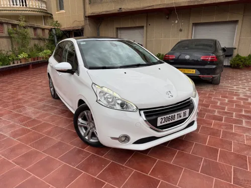 Peugeot 208 2014 Allure