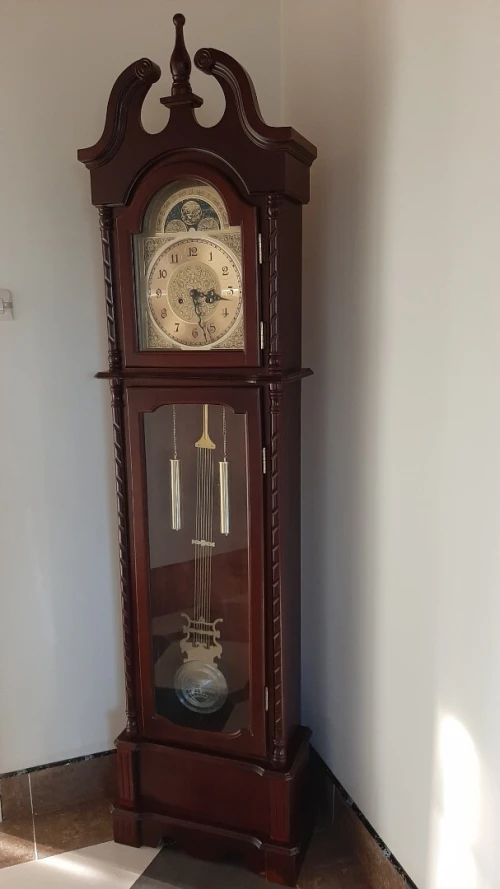 Horloge neuve mécanique