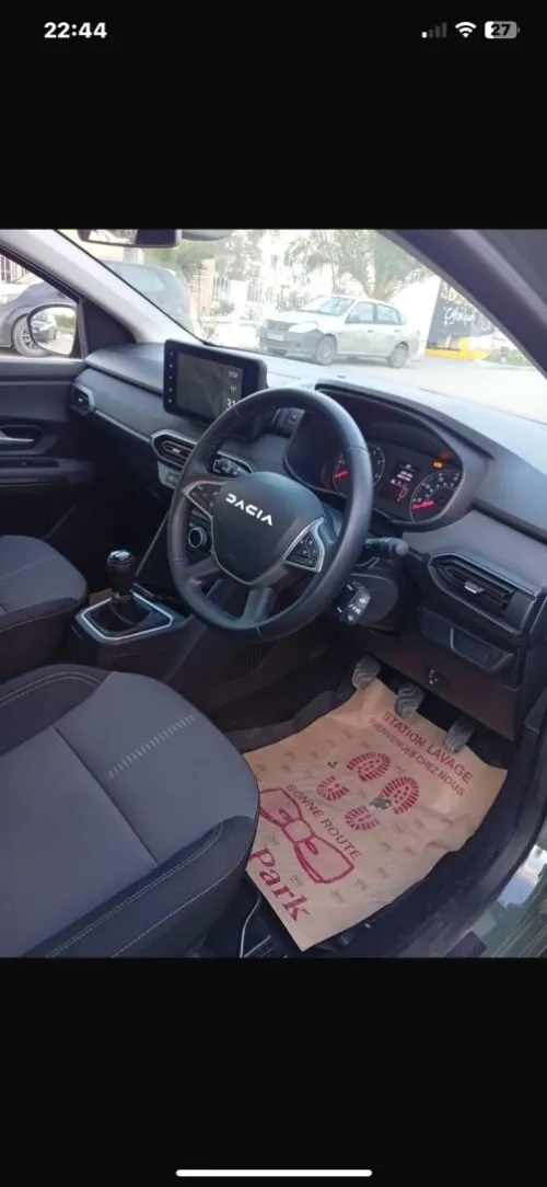 Dacia Sandero 2024 Essential
