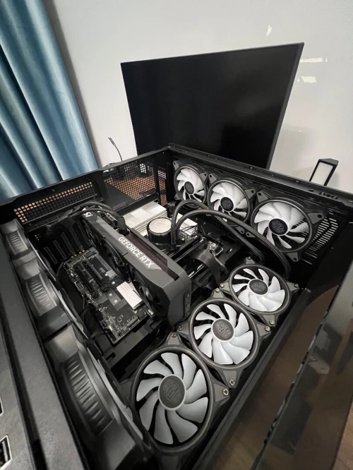 PC Gamer Ultra Puissant Ryzen 5 7600X + RTX 5070 12GB | 32GB RAM | SSD 1.25TB
