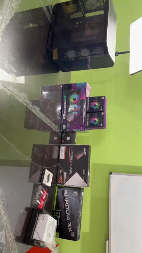PC Gamer Ultra Puissant Ryzen 5 7600X + RTX 5070 12GB | 32GB RAM | SSD 1.25TB