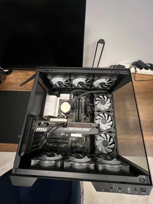PC Gamer Ultra Puissant Ryzen 5 7600X + RTX 5070 12GB | 32GB RAM | SSD 1.25TB