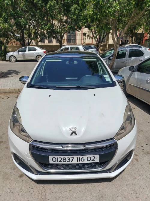 Peugeot 208 2016 Allure