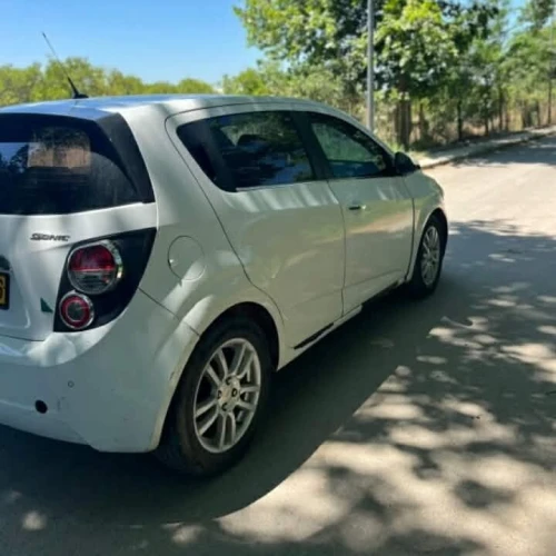 Chevrolet Sonic Hatchback 2014 Sonic Hatchback