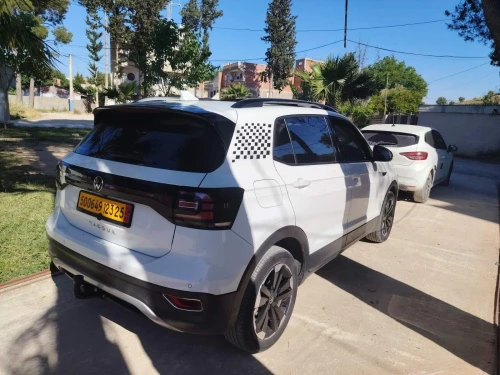 Volkswagen Tacoua 2023 T cross