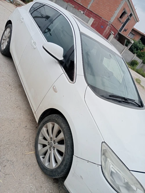 Opel Astra 2012 Astra