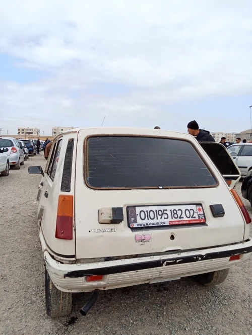 Renault 5 1982 5