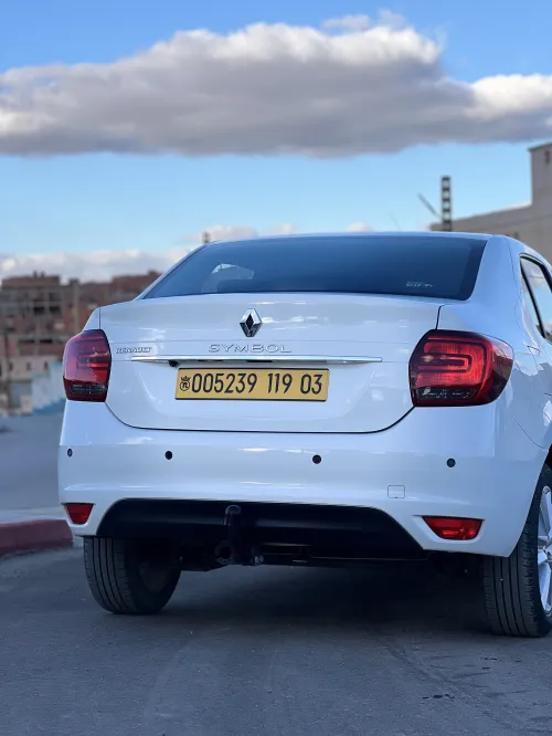 Renault Symbol 2019 Whaite édition