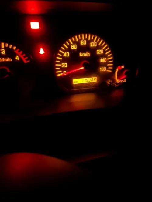 Isuzu Isuzu 2010