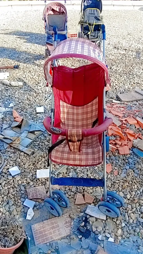 Deux poussette