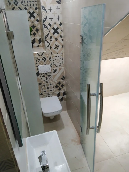 Cabine de douches italien sur mesure  rampe escalier inox 
