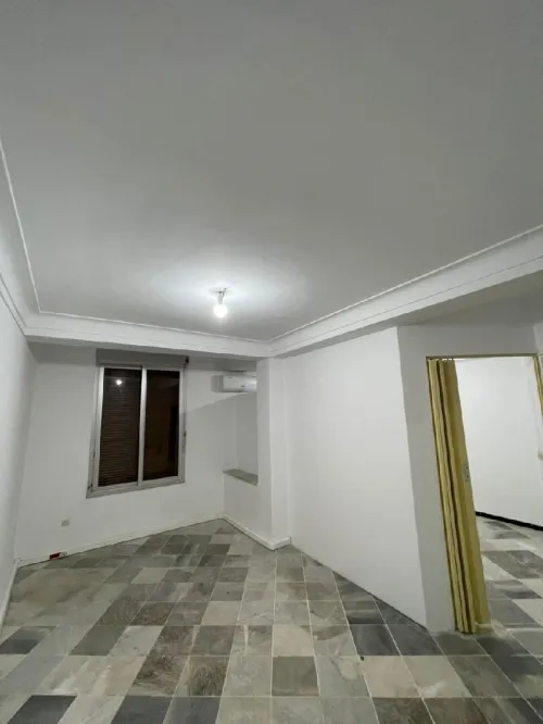 Location Appartement Niveau de villa F5 Alger Hydra