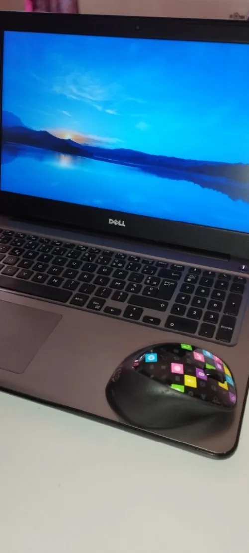Dell I7 7eme 8g 1to double carte graphique 