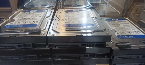 DISQUE DUR 500 GO ET 1 TO 3.5" 7200 TPM