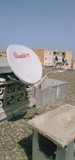 Installation de parabole et rechargement de abonnement et IPTV 