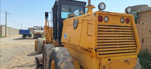 Komatsu Gd650 