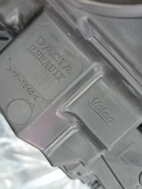 Optique gauche d'origine Dacia Sandero 2