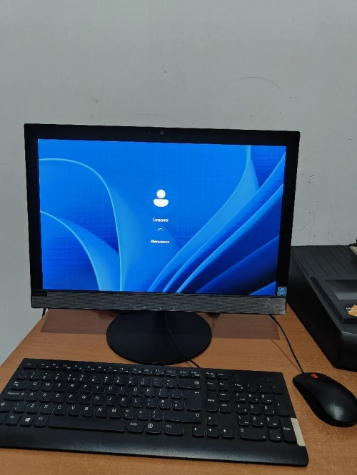 Pc all in one Lenovo
