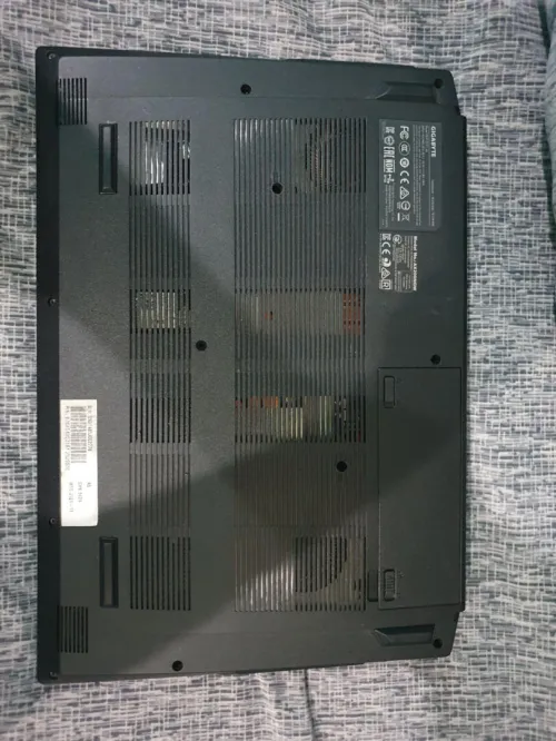GIGABYTE A5 X1 Ryzen9 5900HX -RTX 3070 140W - IPS 240Hz 1TB PCIe SSD