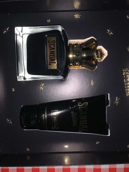 Box parfum scandal