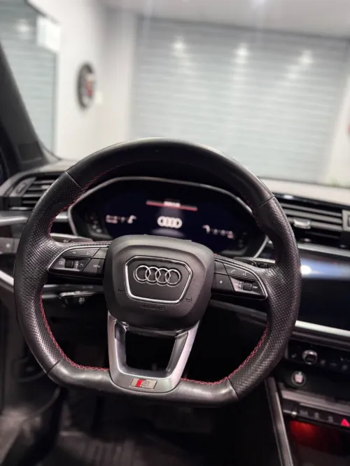 Audi Q3 2021 Sline