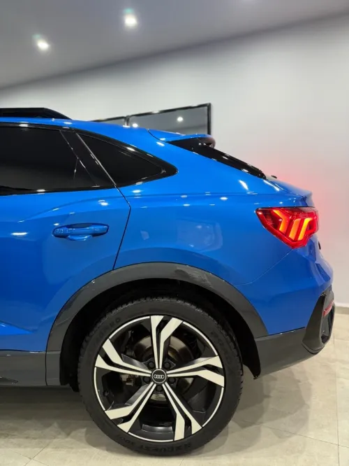 Audi Q3 2021 Sline