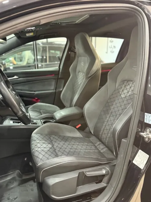 Volkswagen Golf 8 2021 R-Line