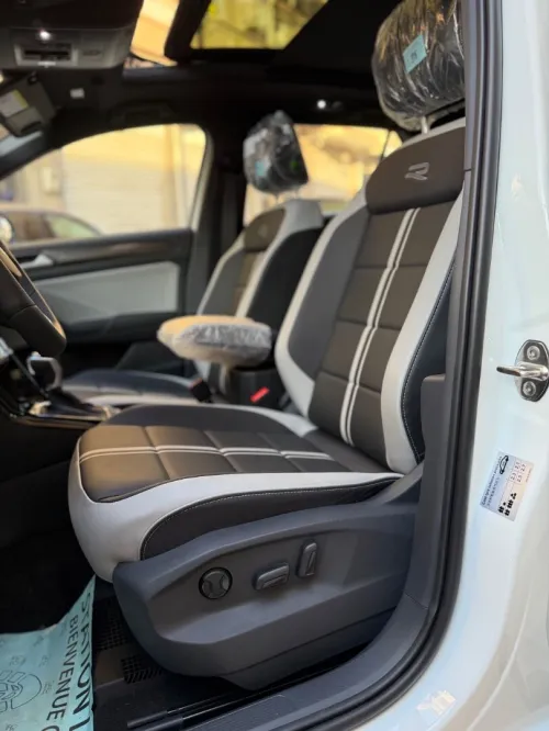 Volkswagen T-Roc 2025 R-Line 