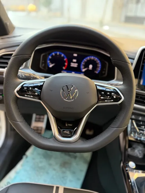 Volkswagen T-Roc 2025 R-Line 