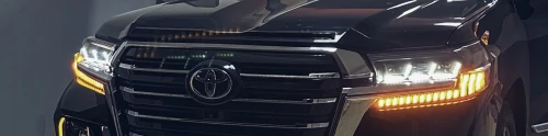 Phares Navigator Land Cruiser V8 (LC200) adaptable sur 2016-2021
