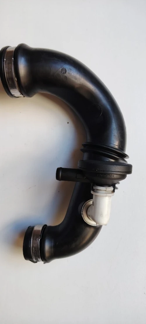#Durite turbo d'admission d'origine 1.5 dci 85 /90, #dacia duster, logan, sandero (2006-2018)