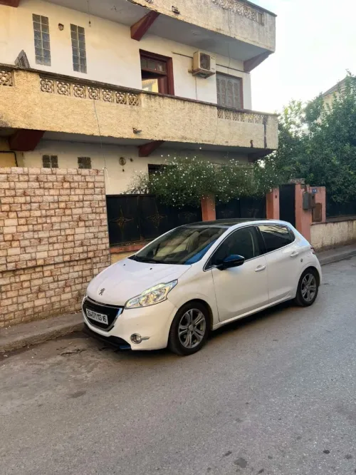 Peugeot 208 2013 Allure