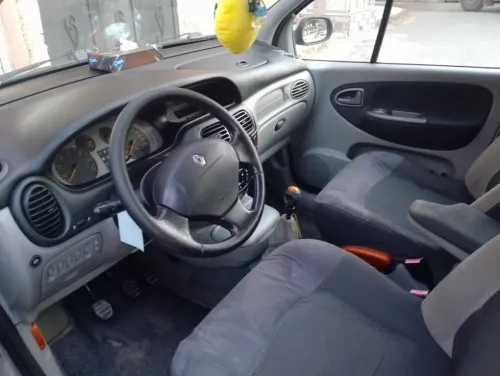 Renault Scenic 1997 Orange