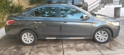 Peugeot 301 2013 Allure