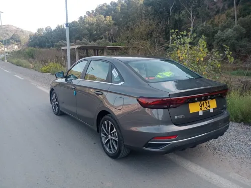 Geely Emgrand 2025 