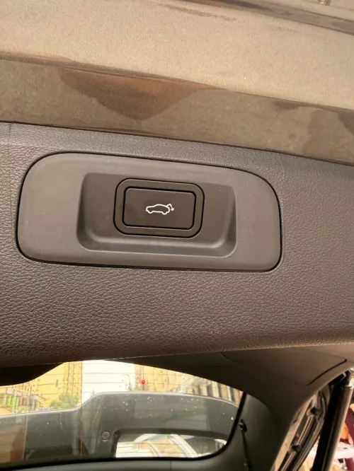 Geely Coolray 2025 