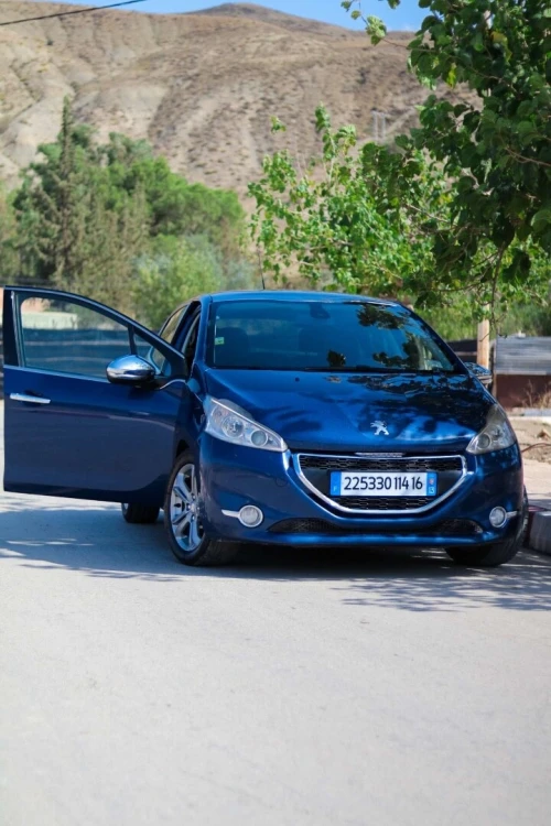 Peugeot 208 2014 Allure