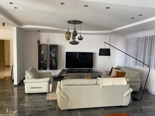 Location Appartement F4 Alger Hydra