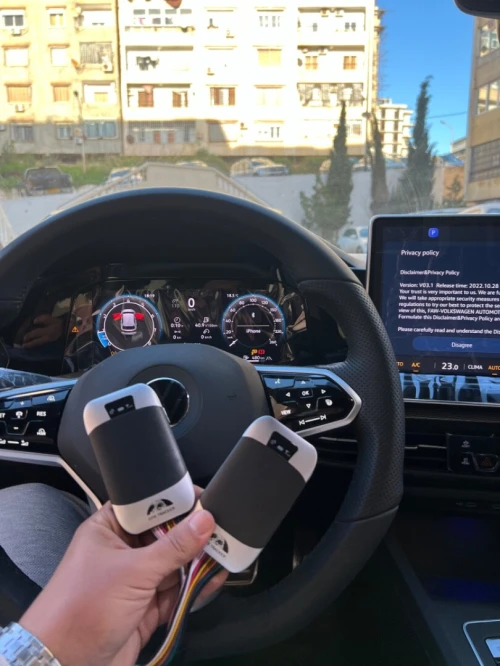 Gps tracker gps traceur , géolocalisation de vehicule , جهاز تتبع و تعقب السيارات عن بعد
