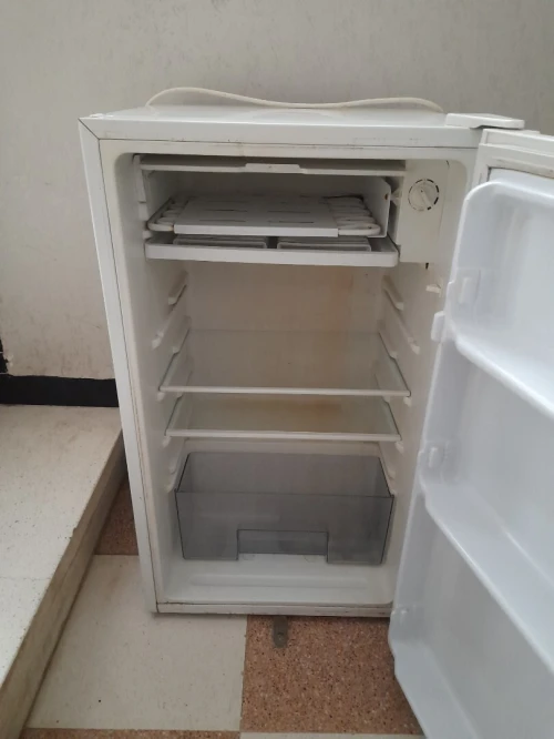Meuble + tv + réfrigérateur 