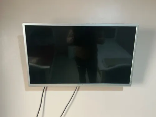 Meuble + tv + réfrigérateur 