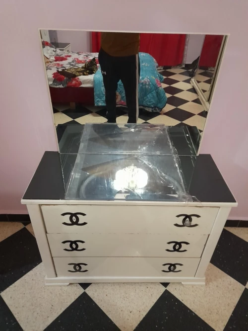 Meuble + tv + réfrigérateur 