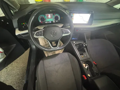 Volkswagen Golf 8 2023 Move