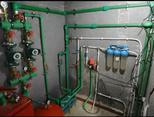 plombier Installation  citernes et chauffage central تركيب خزانات الماء واصلاح شبكات الماء المنزلية