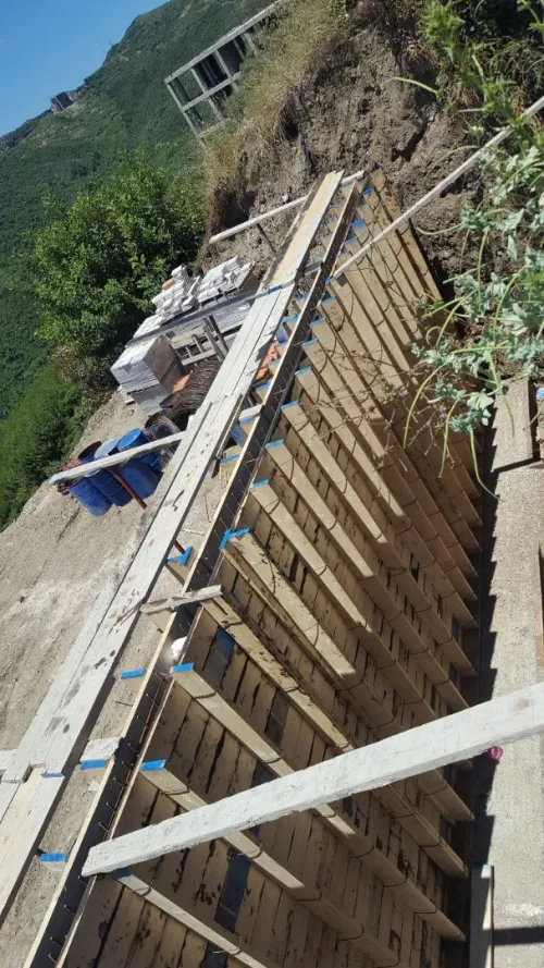 Tout travaux bâtiment, charpente métallique, hydraulique, tce