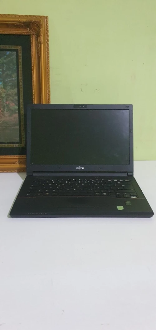 Fujitsu E544 lifebook