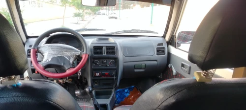 Suzuki Marouti zoti 2012 